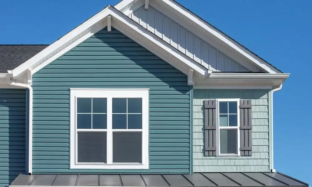 Roof repair and inspection services in Weston